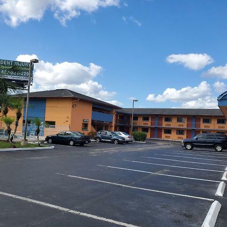 Forest City 阿勃卡罗德威旅馆酒店 外观 照片
